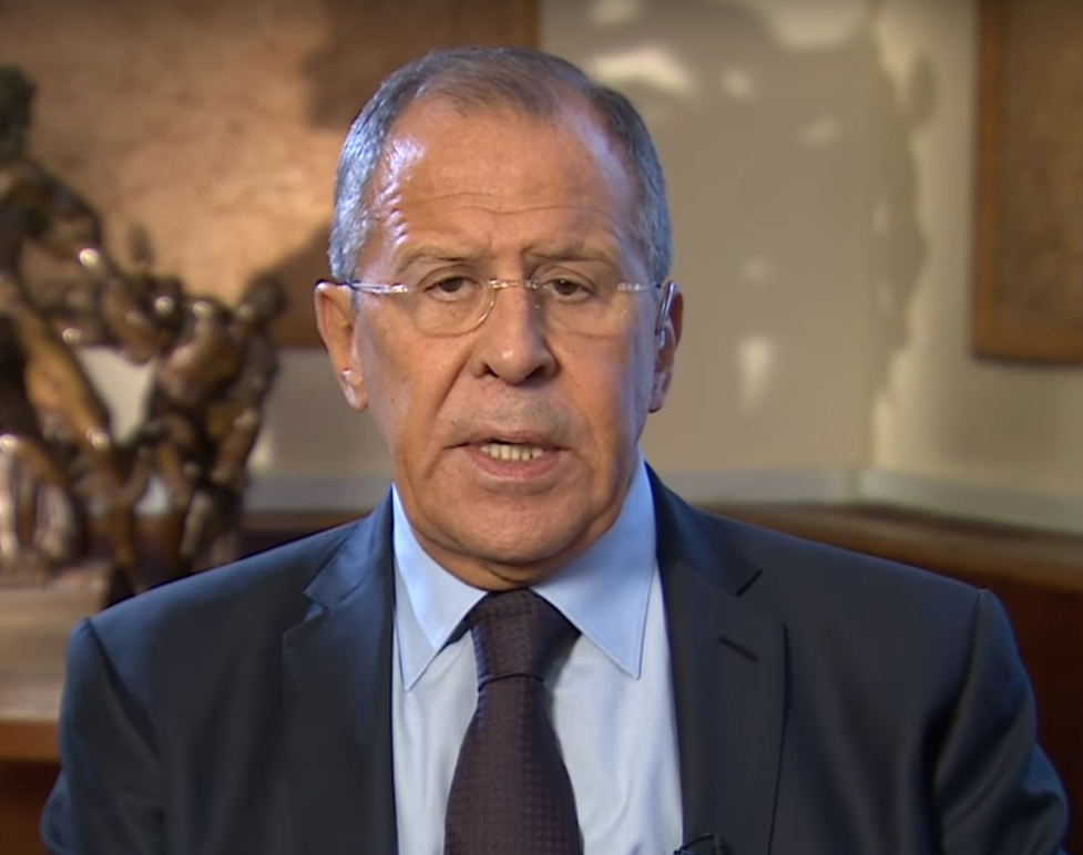 Sergej Lavrov na CNN: Veliko je p..k v predsedniški kampaniji ZDA!