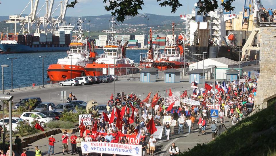 Kaj delajo tajne službe glede preiskave dogodkov povezanih z drugim tirom in Luko Koper?