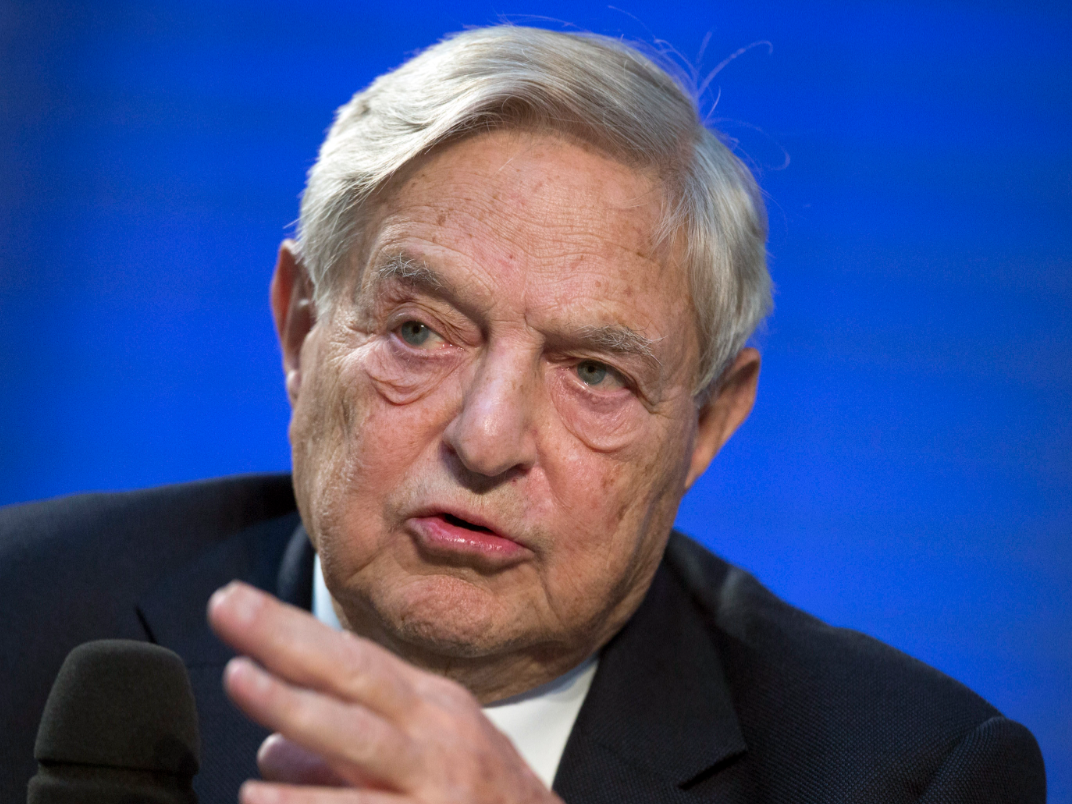 (VIDEO) Soros v Davosu: Udrihal po vseh, po Trumpu, Putinu, Googlu, Facebooku in Bitcoinu…