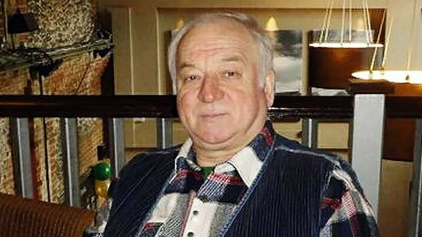 Bivši dvojni agent Sergej Skripal se je zbudil iz kome!