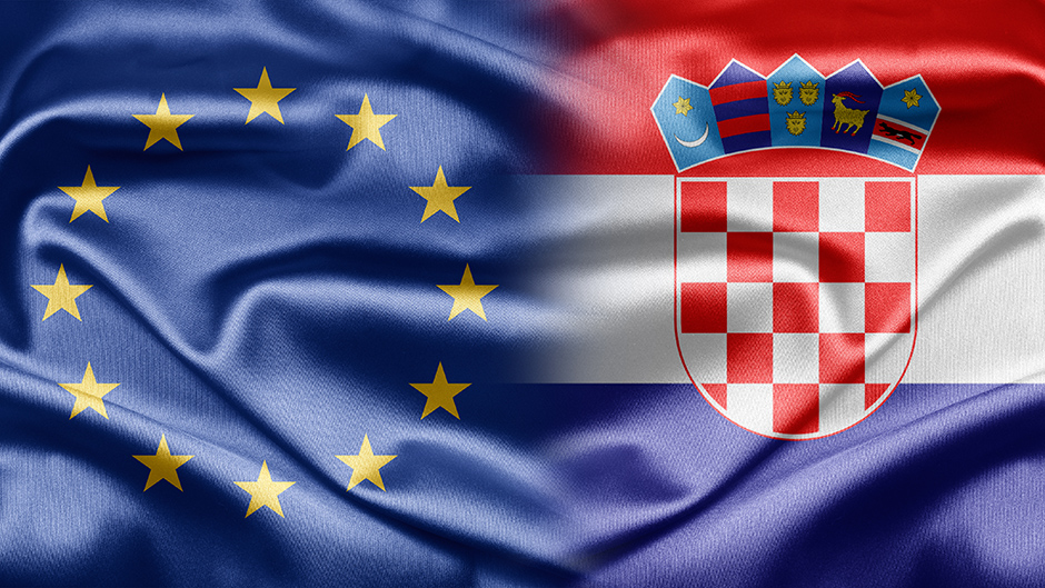 Tuji mediji o peti obletnici vstopa Hrvaške v EU: Nepomembna, nevidna in ekstremno konzervativna!