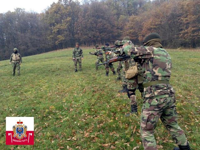 (VIDEO) Kranjski vahtarji “izginili” iz Facebooka – O Kranjskih vahtarjih tudi policija in Komisija za nadzor nad obveščevalnimi in varnostnimi službami