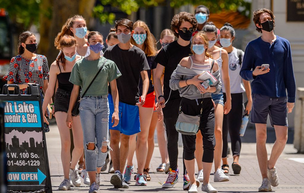 Nemški strokovnjaki: Skoraj nemogoče je, da bi se okužiti s koronavirusom na prostem